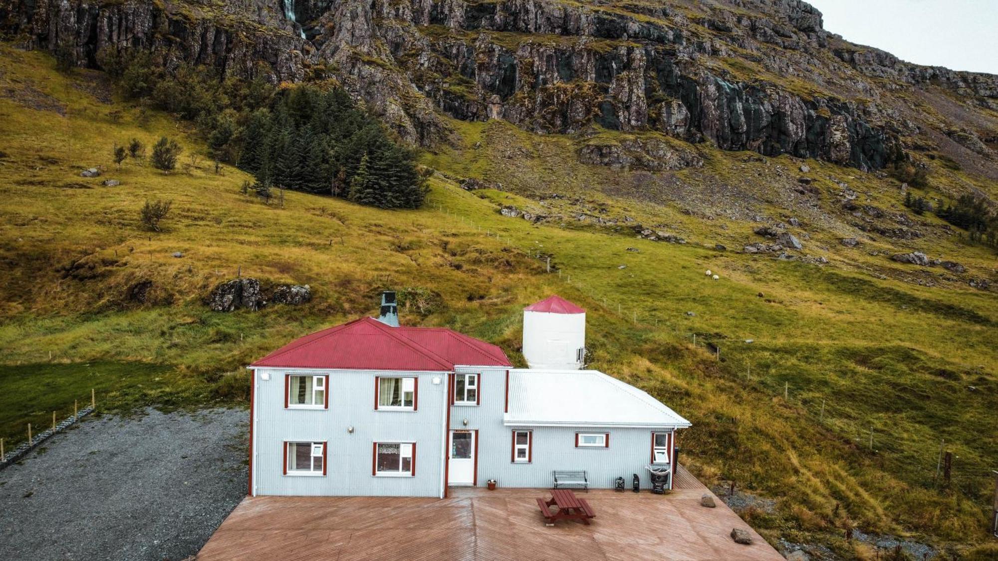 Guesthouse Stekkatun Skalafell Bagian luar foto